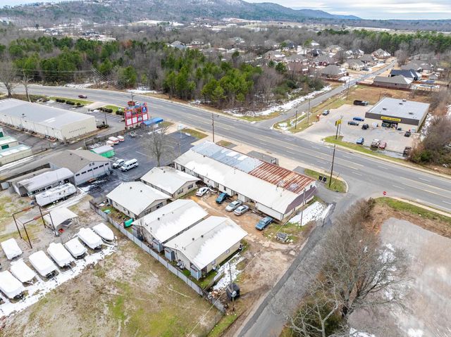 5703 CENTRAL AVENUE, Hot Springs, AR 71913