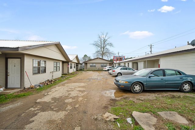 5703 CENTRAL AVENUE, Hot Springs, AR 71913