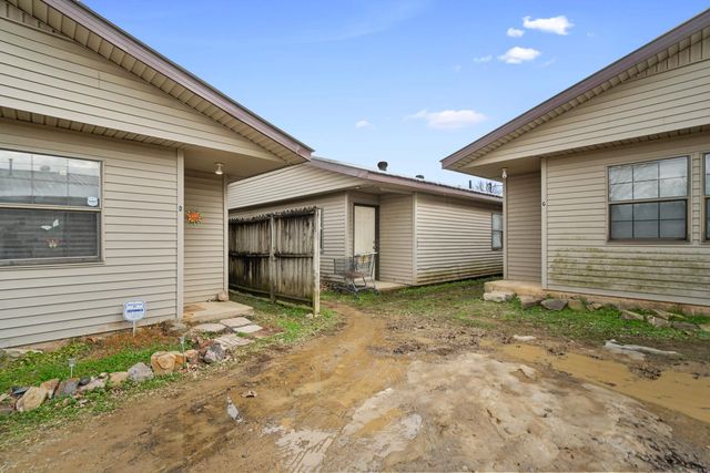 5703 CENTRAL AVENUE, Hot Springs, AR 71913