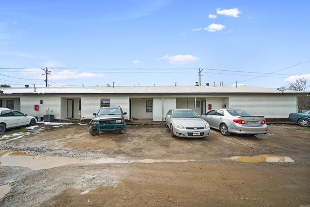 5703 CENTRAL AVENUE, Hot Springs, AR 71913