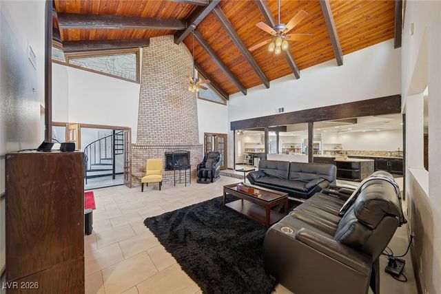 3120 South Pioneer Way, Las Vegas, NV 89117