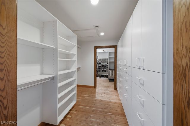 3120 South Pioneer Way, Las Vegas, NV 89117