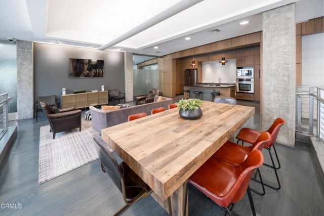 840 E Green Street 121, Pasadena, CA 91101