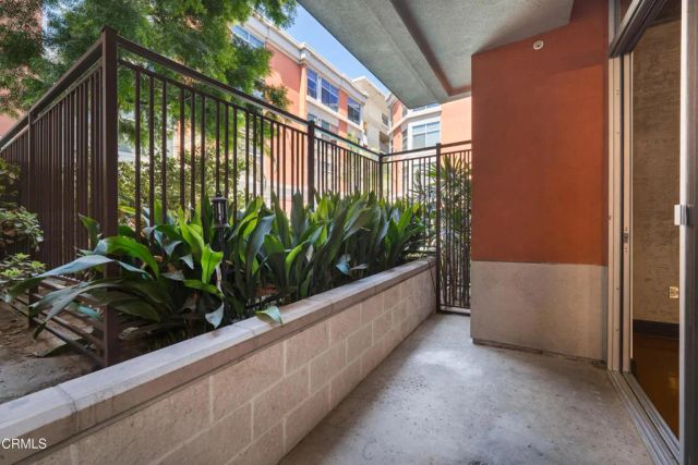 840 E Green Street 121, Pasadena, CA 91101