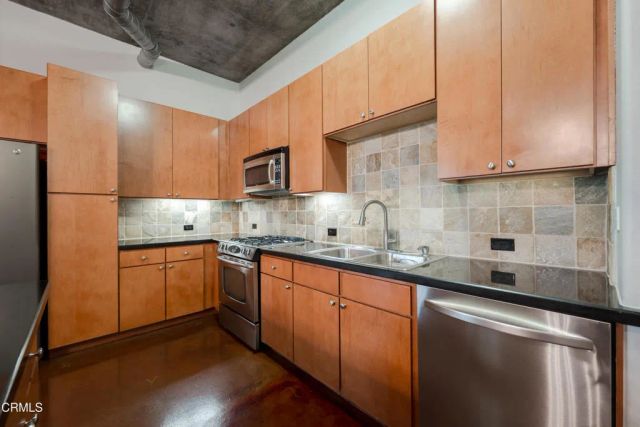 840 E Green Street 121, Pasadena, CA 91101