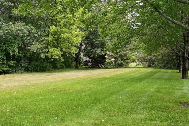 23000 Heather Ridge Drive, Rogers, MN 55374