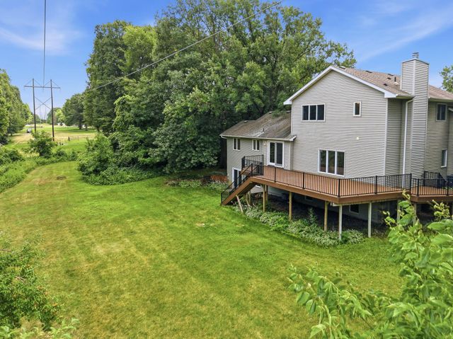 23000 Heather Ridge Drive, Rogers, MN 55374