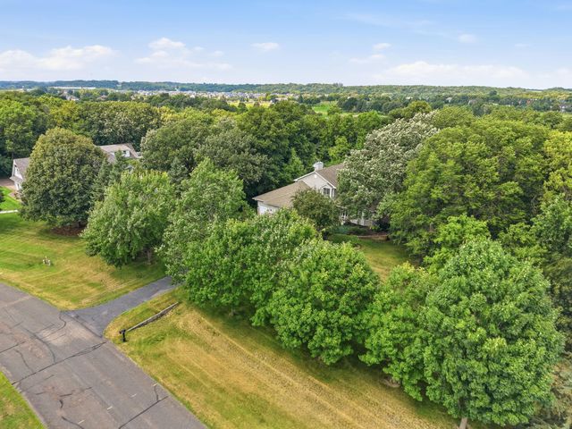 23000 Heather Ridge Drive, Rogers, MN 55374