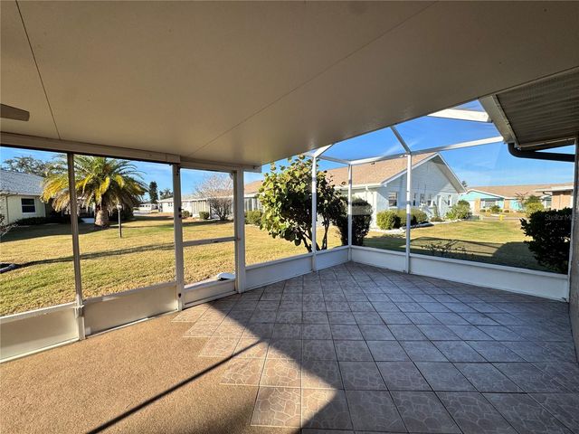 1008 YELLOWBIRD PLACE, Sun City Center, FL 33573