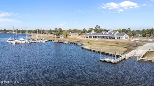 2027 Caracara Drive, New Bern, NC 28560