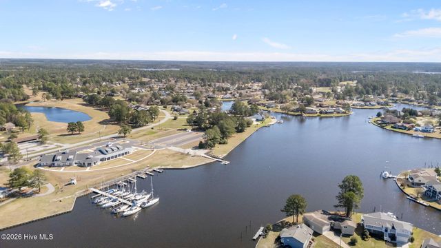 2027 Caracara Drive, New Bern, NC 28560