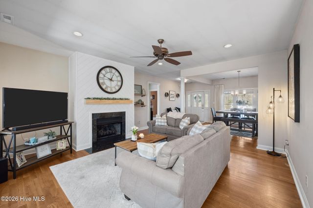 2027 Caracara Drive, New Bern, NC 28560