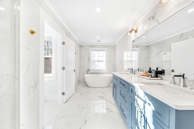 265 Weston Rd, Wellesley, MA 02482