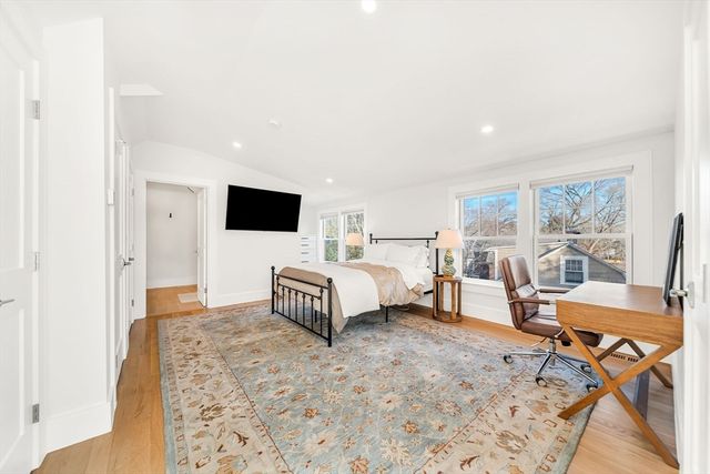 265 Weston Rd, Wellesley, MA 02482