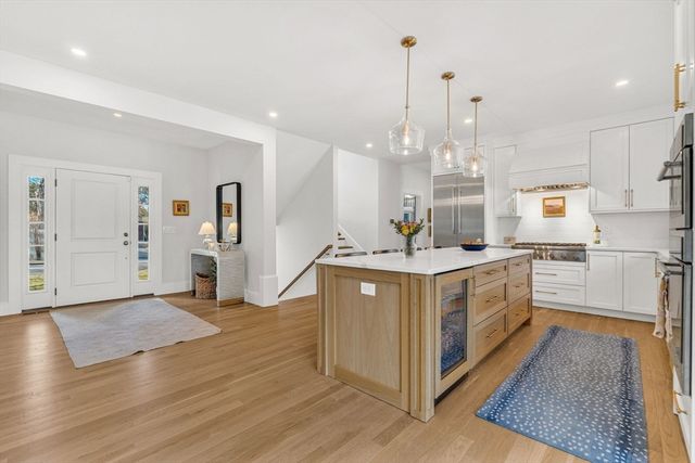 265 Weston Rd, Wellesley, MA 02482