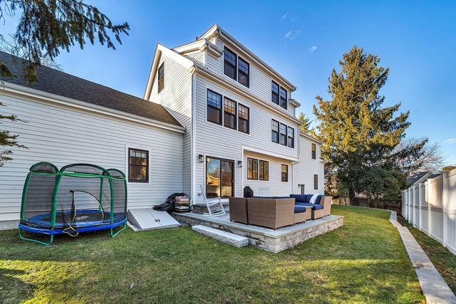 265 Weston Rd, Wellesley, MA 02482