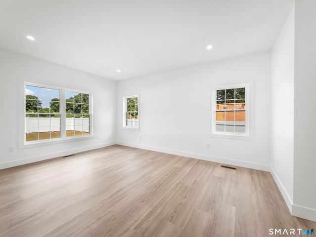 180 Bee Street, Meriden, CT 06450