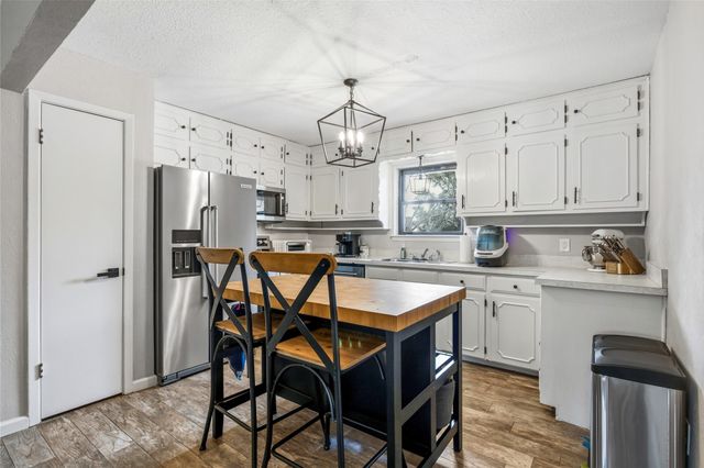 413 E Oak Street, Aledo, TX 76008