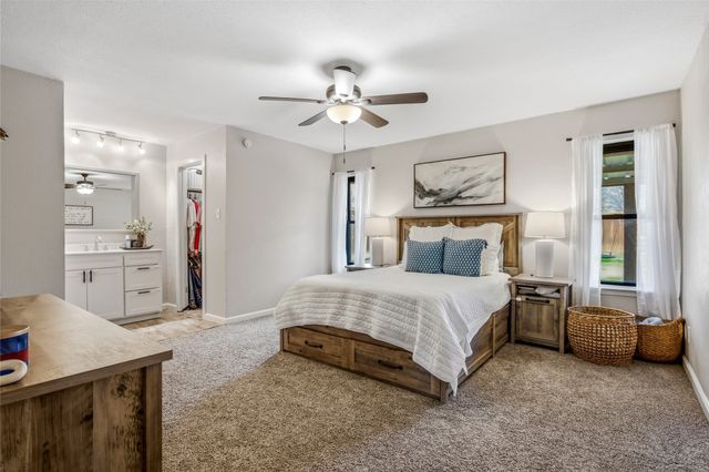 413 E Oak Street, Aledo, TX 76008