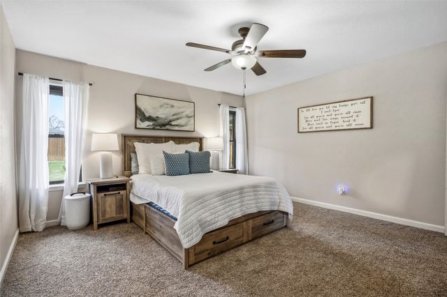 413 E Oak Street, Aledo, TX 76008