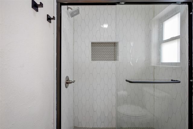 413 E Oak Street, Aledo, TX 76008