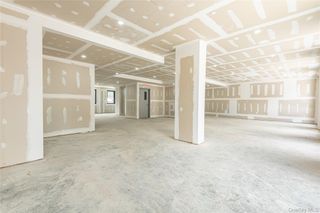 3043 31st Street, Astoria, NY 11102