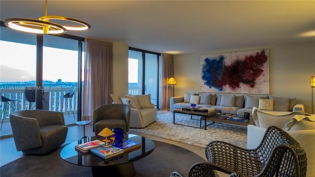 2000 Island Blvd 2404, Aventura, FL 33160