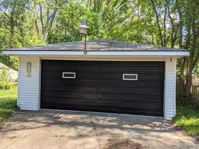 7275 Cherokee Street, Taylor, MI 48180