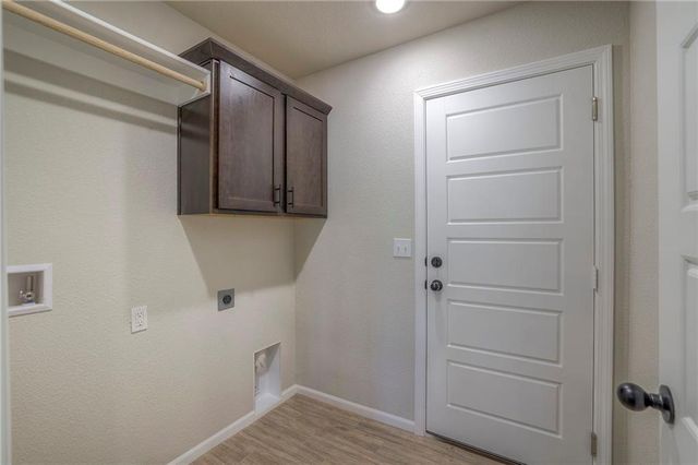 1640 N 157th Lane, Basehor, KS 66007