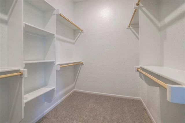 1640 N 157th Lane, Basehor, KS 66007