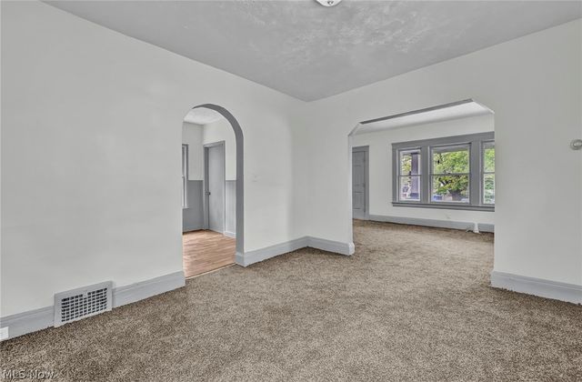 3341 E 145th Street, Cleveland, OH 44120