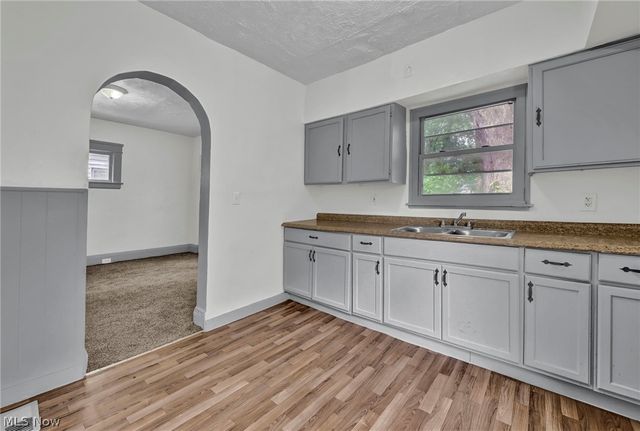 3341 E 145th Street, Cleveland, OH 44120