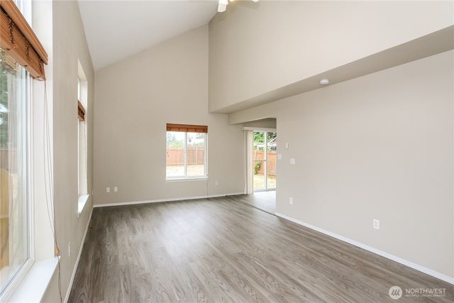 915 110th Street S, Tacoma, WA 98444