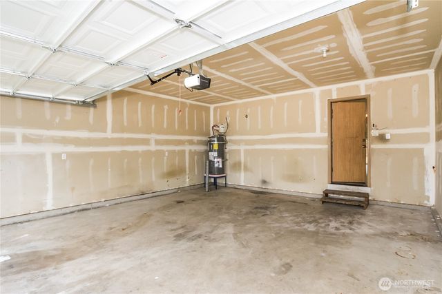 915 110th Street S, Tacoma, WA 98444