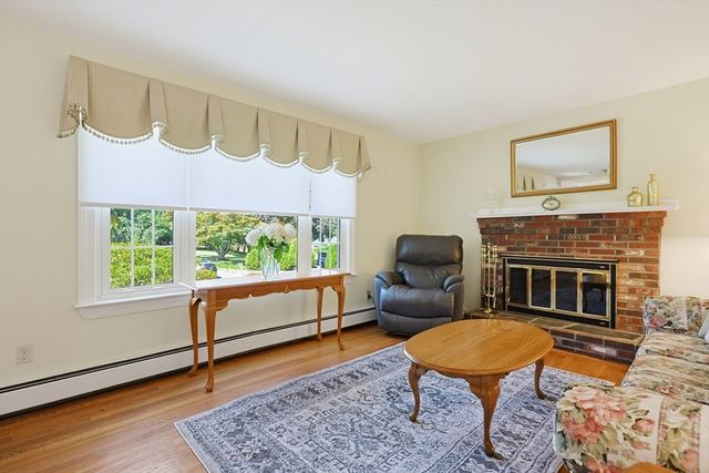 141 Russell Road, Framingham, MA 01702