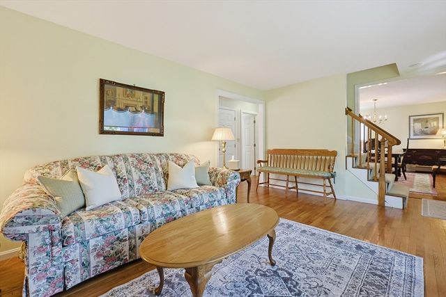 141 Russell Road, Framingham, MA 01702