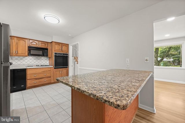 9201 LIMESTONE PL, College Park, MD 20740