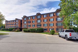 1206 S New Wilke Road 403, Arlington Heights, IL 60005
