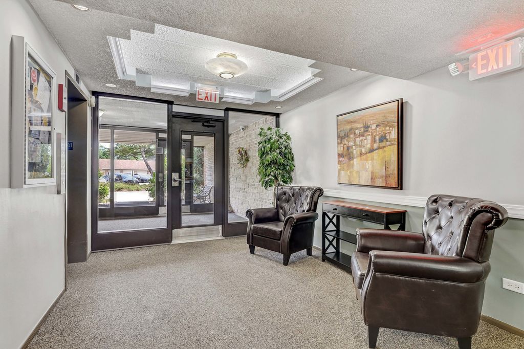 1206 S New Wilke Road 403, Arlington Heights, IL 60005 — photo 3