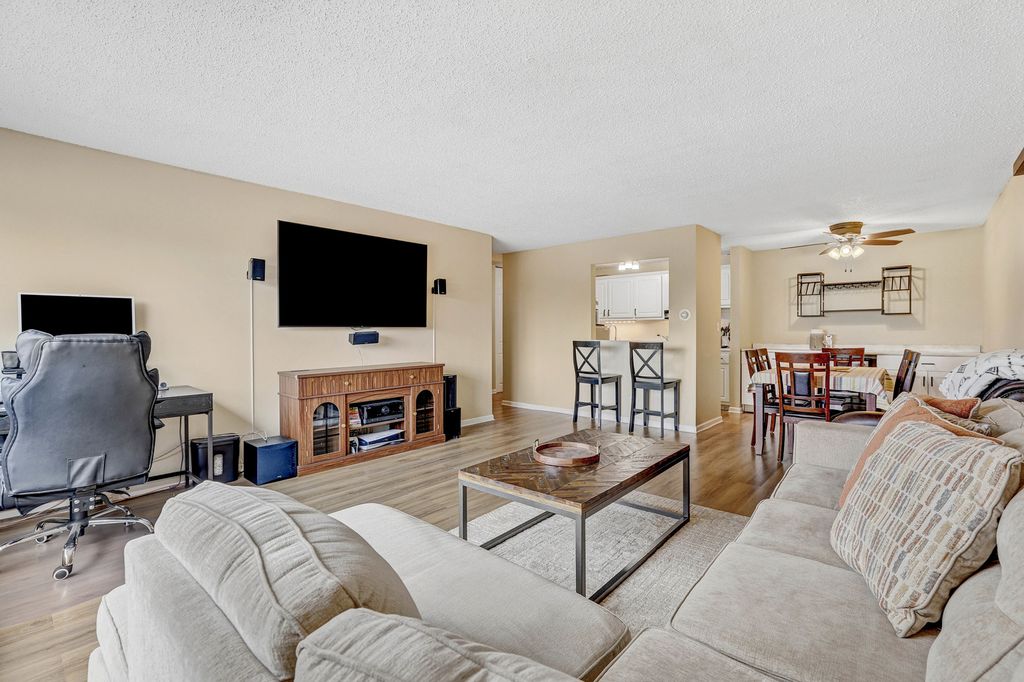 1206 S New Wilke Road 403, Arlington Heights, IL 60005 — photo 4