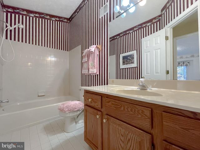 288 ELKINS LN, Lusby, MD 20657