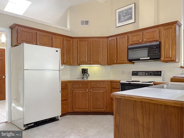 288 ELKINS LN, Lusby, MD 20657