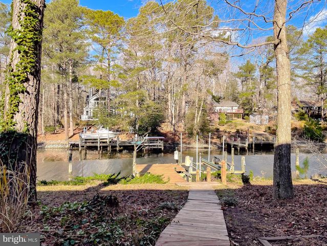 288 ELKINS LN, Lusby, MD 20657