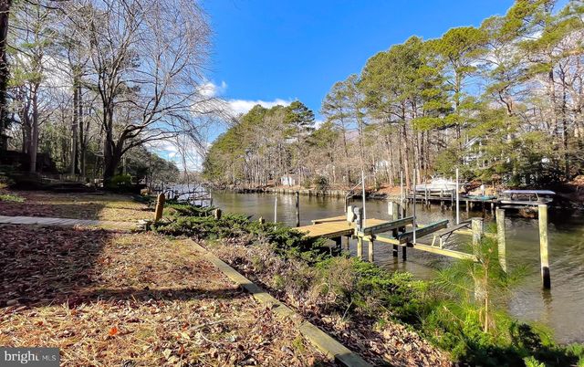 288 ELKINS LN, Lusby, MD 20657