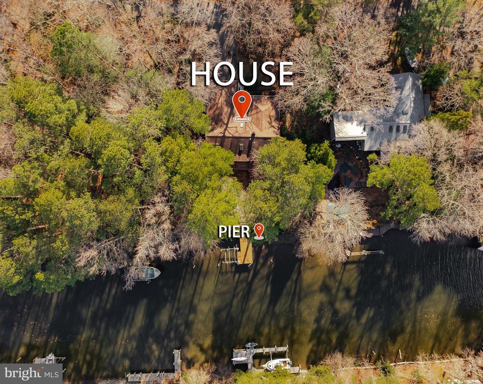 Image 11 of property listing at 288 ELKINS LN, Lusby, MD 20657