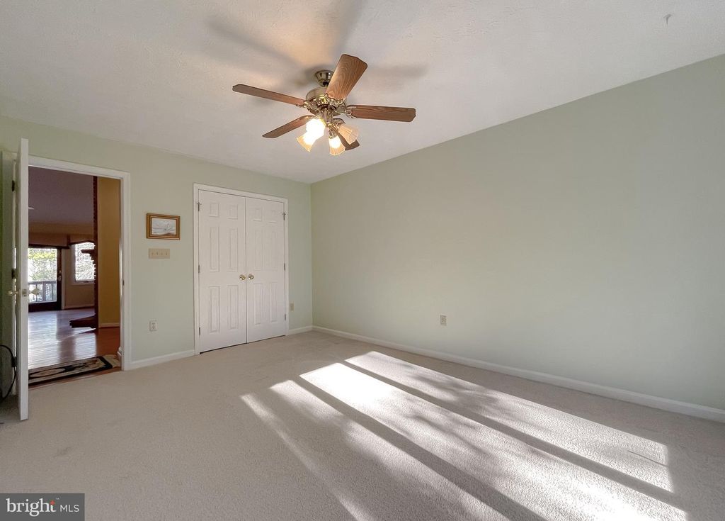 Image 19 of property listing at 288 ELKINS LN, Lusby, MD 20657
