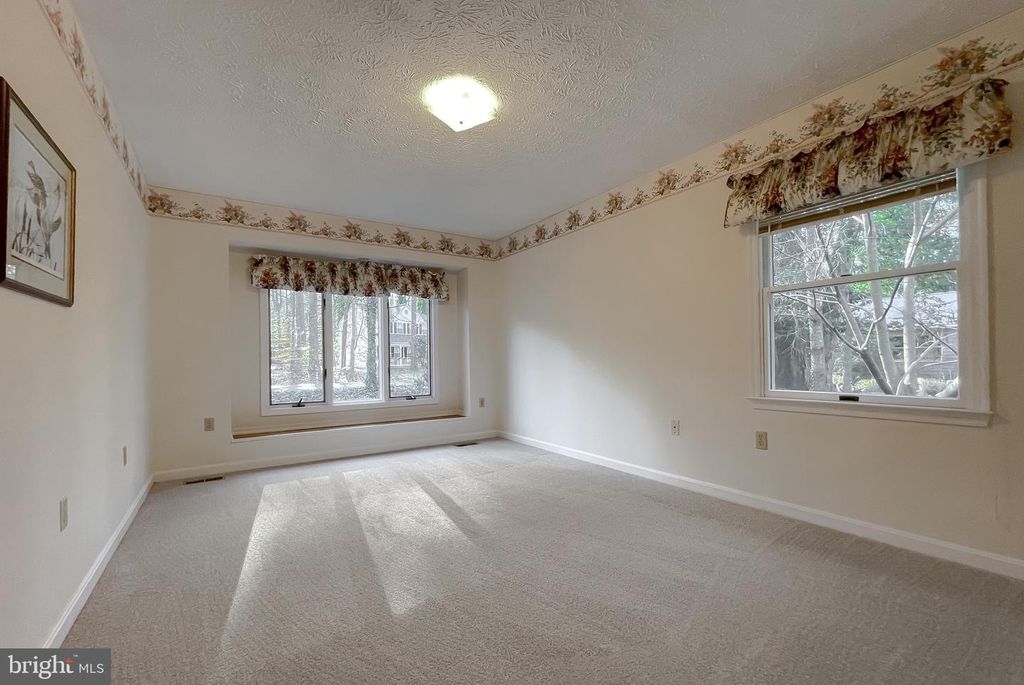 Image 23 of property listing at 288 ELKINS LN, Lusby, MD 20657