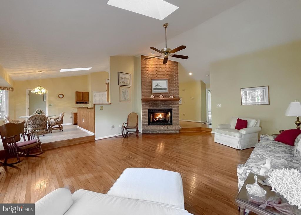 Image 28 of property listing at 288 ELKINS LN, Lusby, MD 20657