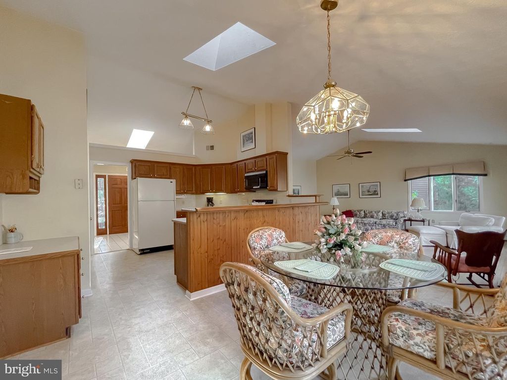 Image 38 of property listing at 288 ELKINS LN, Lusby, MD 20657