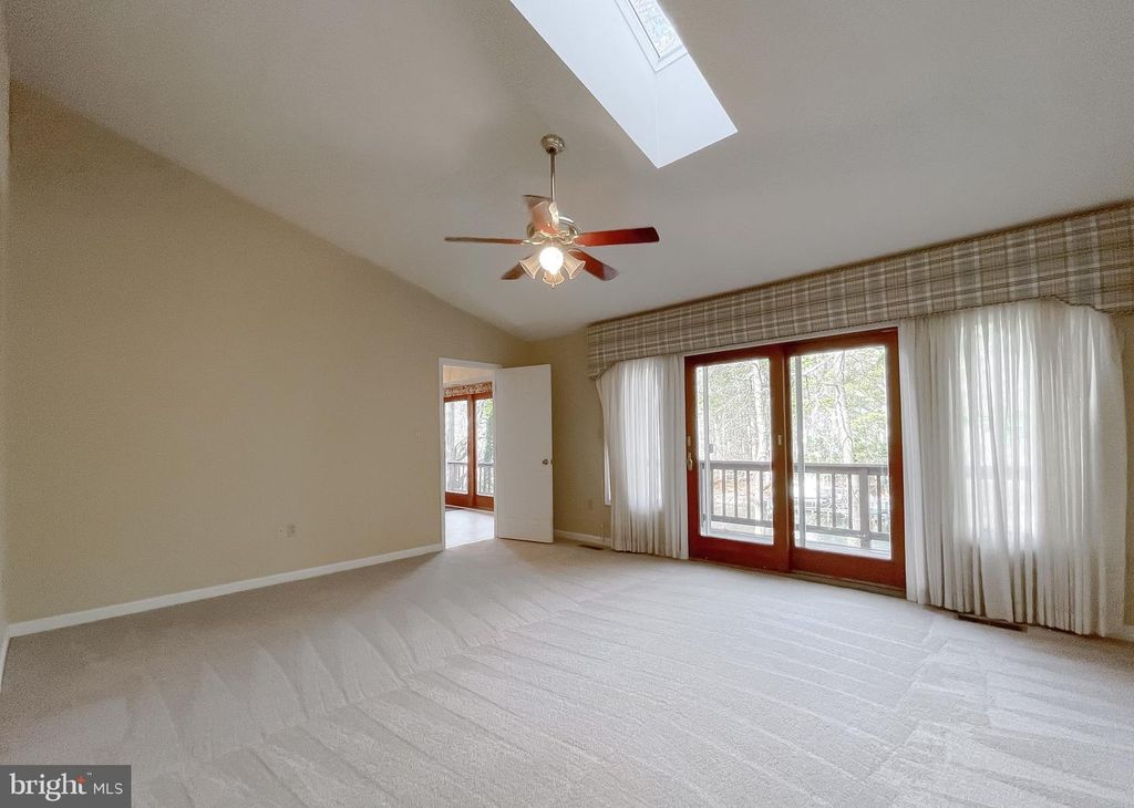 Image 41 of property listing at 288 ELKINS LN, Lusby, MD 20657